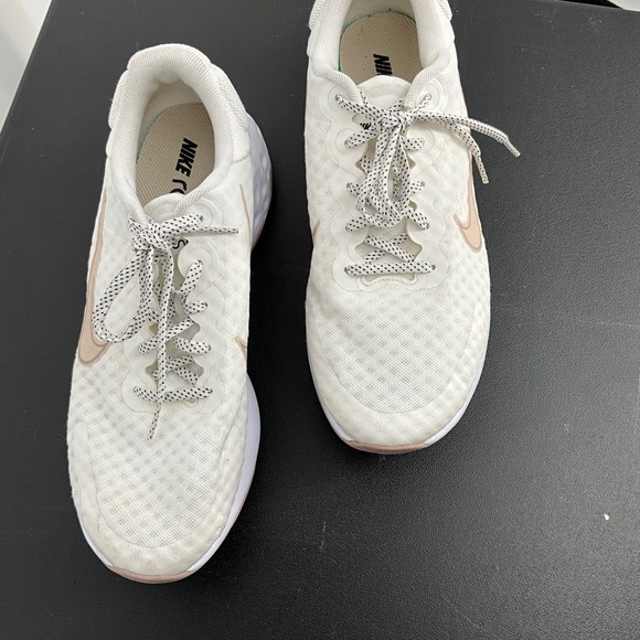Nike‎ Renew Women's Running Shoes White Tan Lace Up Athletic Sneakers - Picture 2 of 10